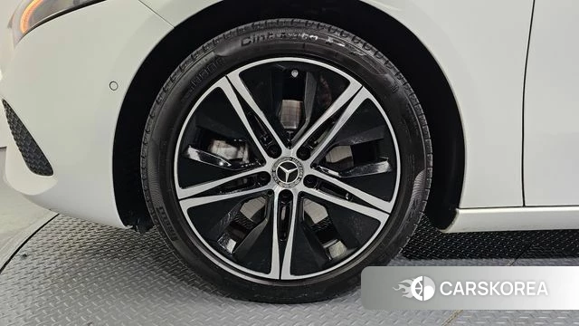 Mercedes-Benz A-Class W177 id 4266629 из Кореи 25
