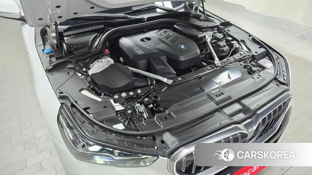 BMW 5 Series (G60) id 4589881 из Кореи 29
