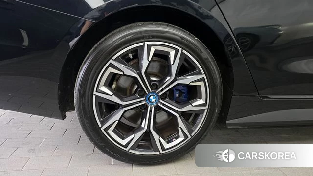BMW i4 id 4381818 из Кореи 15