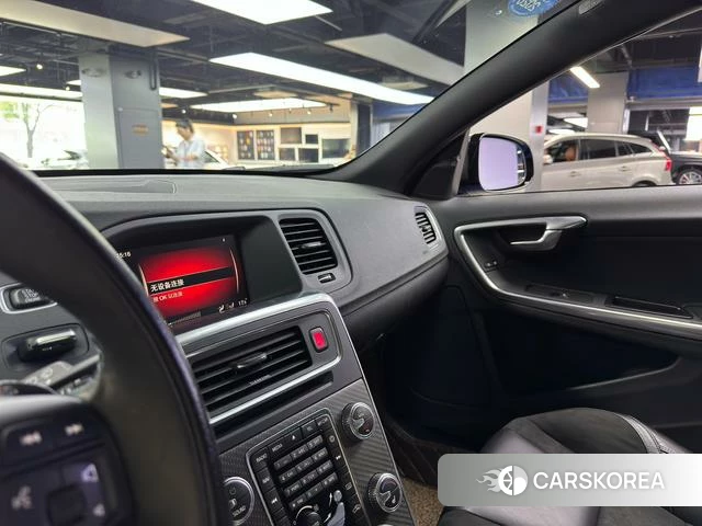 Volvo V60 id 4239962 из Китая 17