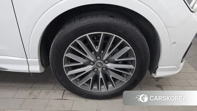 Audi Q3 (F3) id 3534056 из Кореи 15