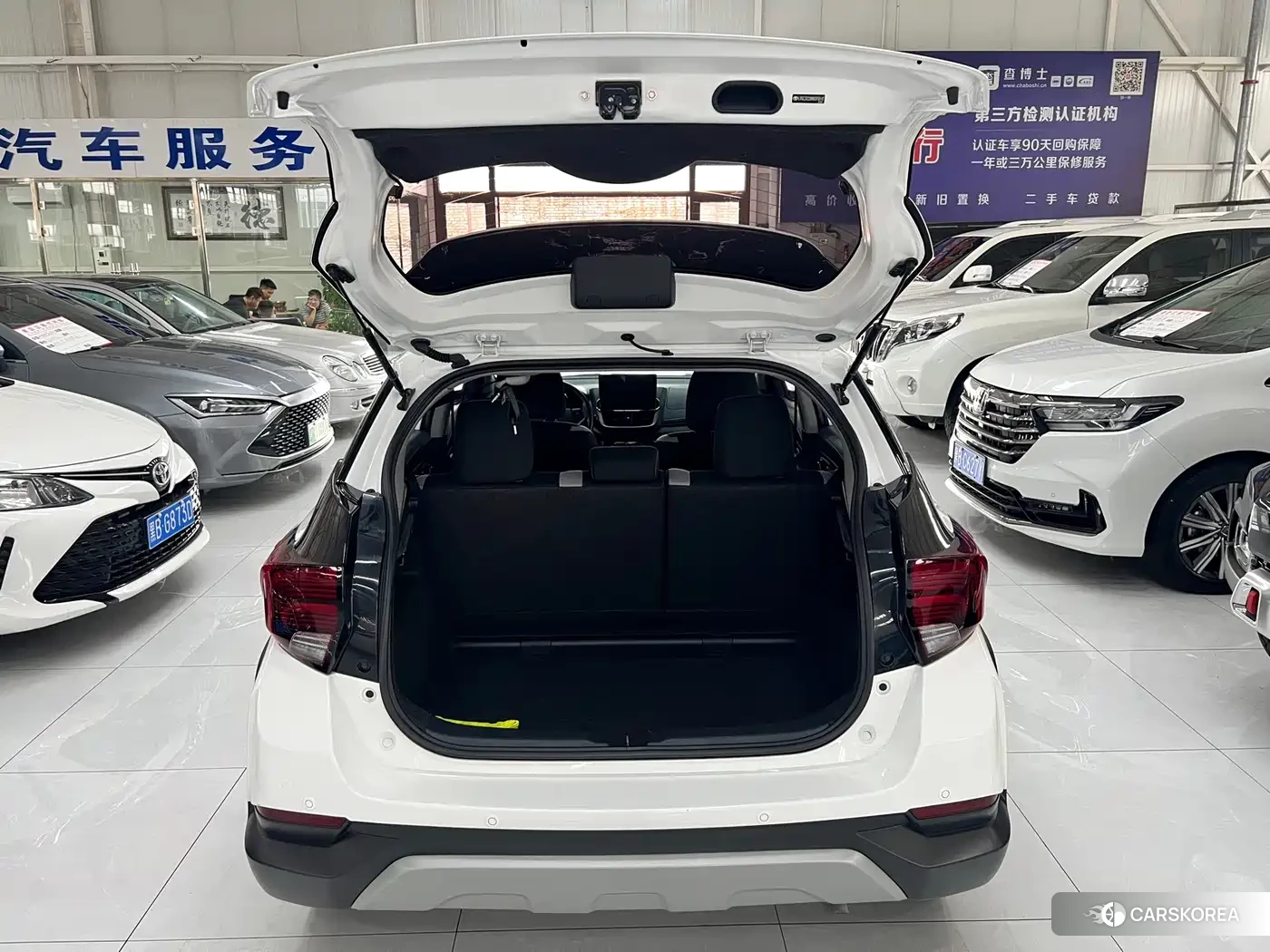 Toyota Yaris L id 4659775 из Китая 16