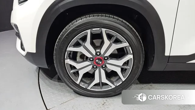 Kia Seltos id 3577561 из Кореи 15