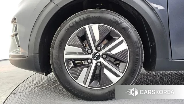 Kia The New Niro id 3736678 из Кореи 15