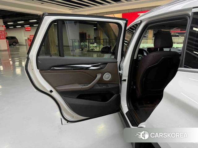 BMW X1 id 4265469 из Китая 39