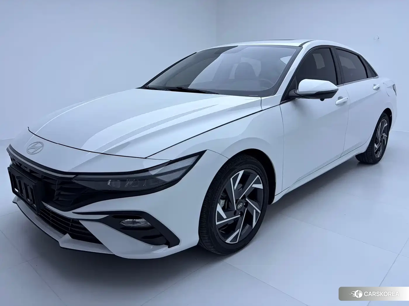 Hyundai Elantra id 4576357 из Китая 11