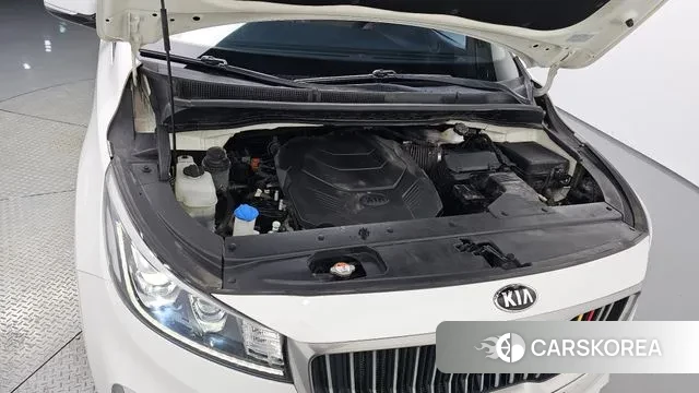 Kia The New Carnival id 3641412 из Кореи 15