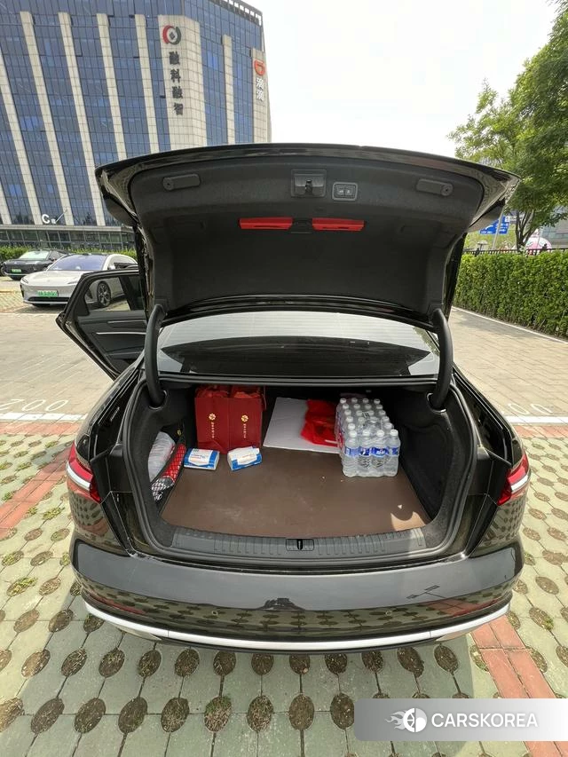 Audi A6L 2024 Черный из Китая, фото 5
