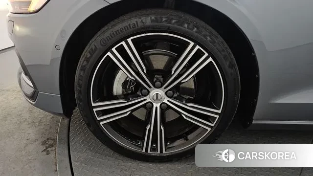 Volvo S60 3rd generation id 3698197 из Кореи 15