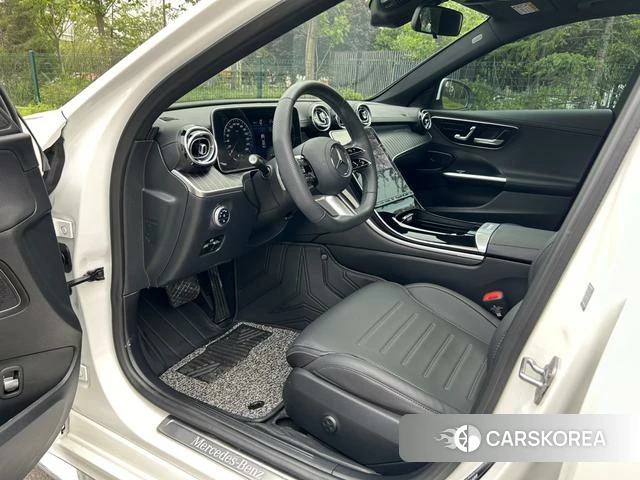 Mercedes-Benz Class C 2024 Белый из Китая, фото 6
