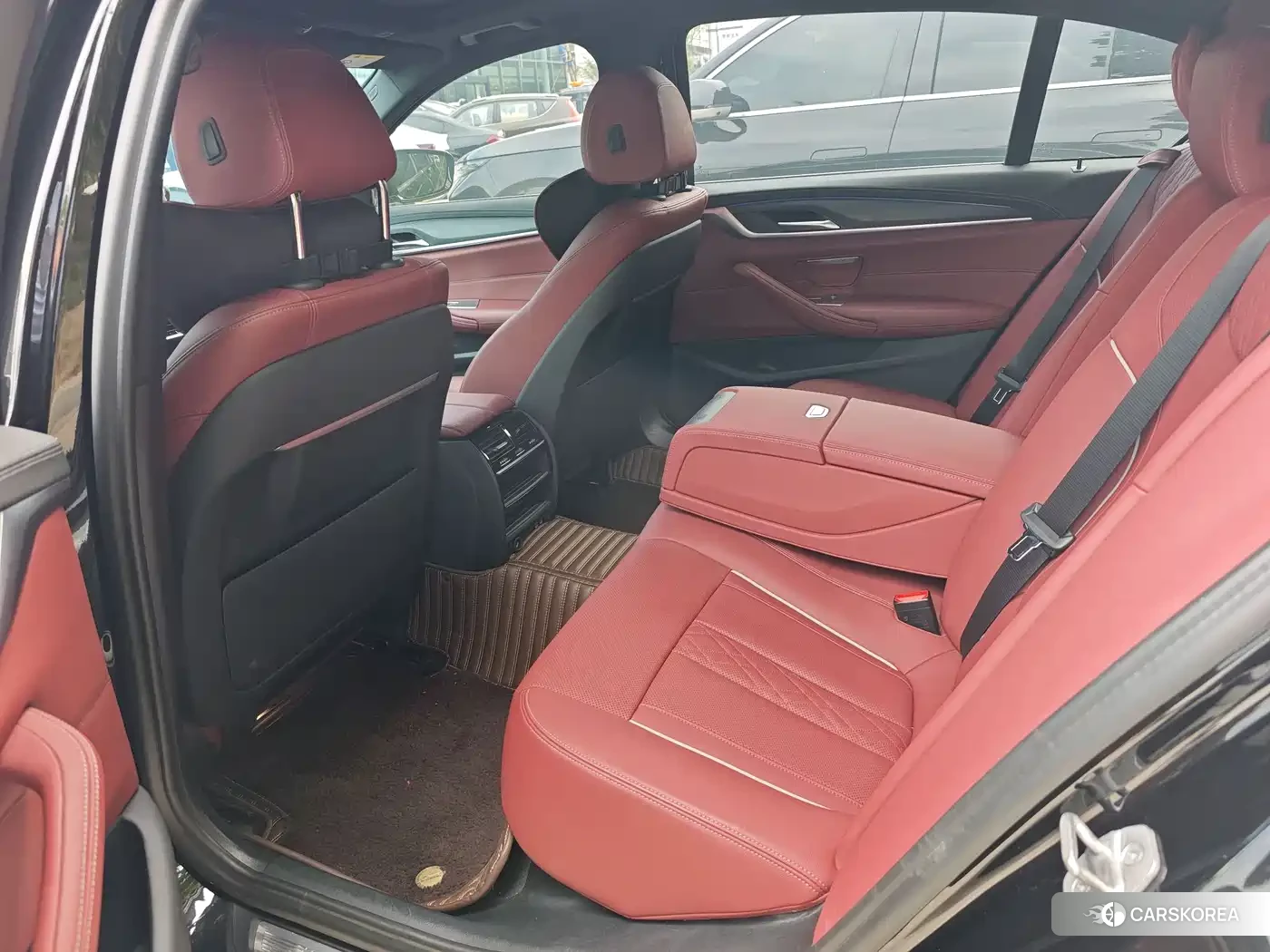 BMW 5 series 2023 Черный из Китая, фото 5