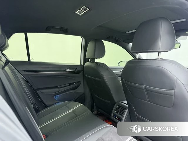 Volkswagen Golf id 4274073 из Китая 16