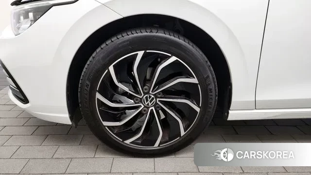 Volkswagen Golf 8th Generation id 3365350 из Кореи 15