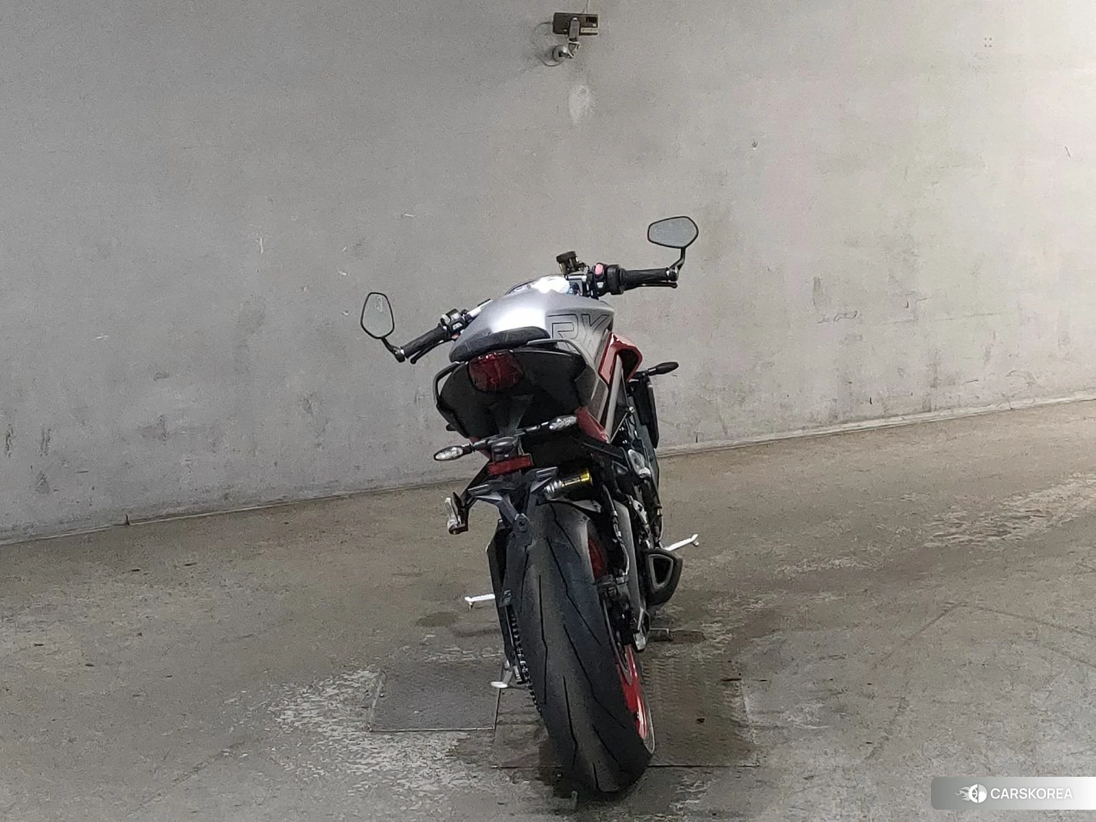 Проданный Triumph STREET TRIPLE RX 2026 из Японии, фото 2