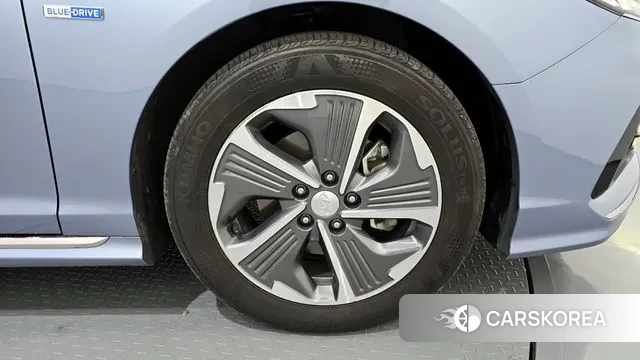 Hyundai Sonata New Rise Hybrid id 3319800 из Кореи 15