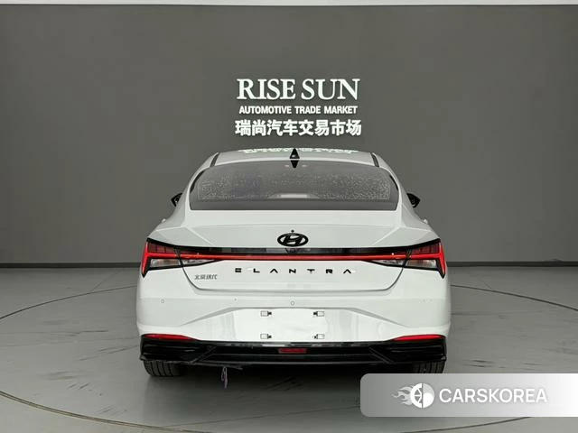 Hyundai Elantra id 4328897 из Китая 9