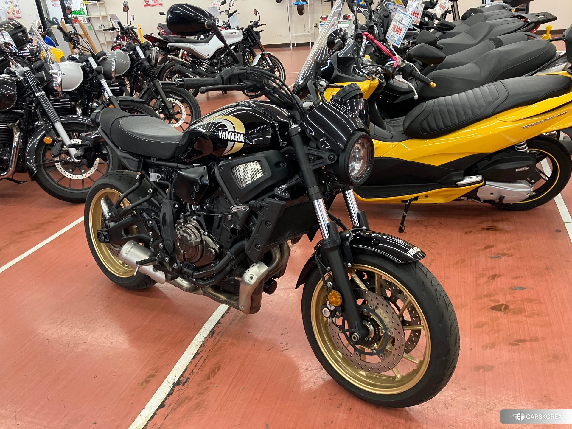 Проданный Yamaha XSR700 id 4183344 из Японии, фото 3