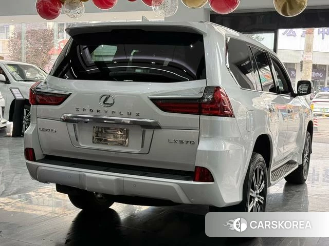 Lexus LX id 4273765 из Китая 8
