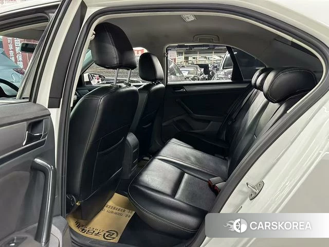 Volkswagen Bora id 4218220 из Китая 20