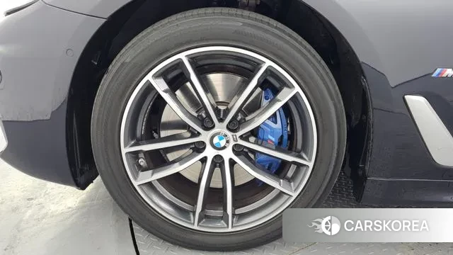 BMW 5 Series (G30) id 3577668 из Кореи 15