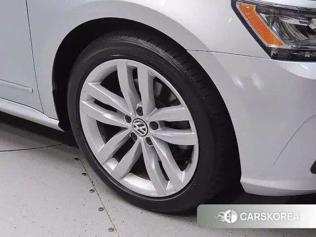 Volkswagen The New Passat id 3024583 из Кореи 15