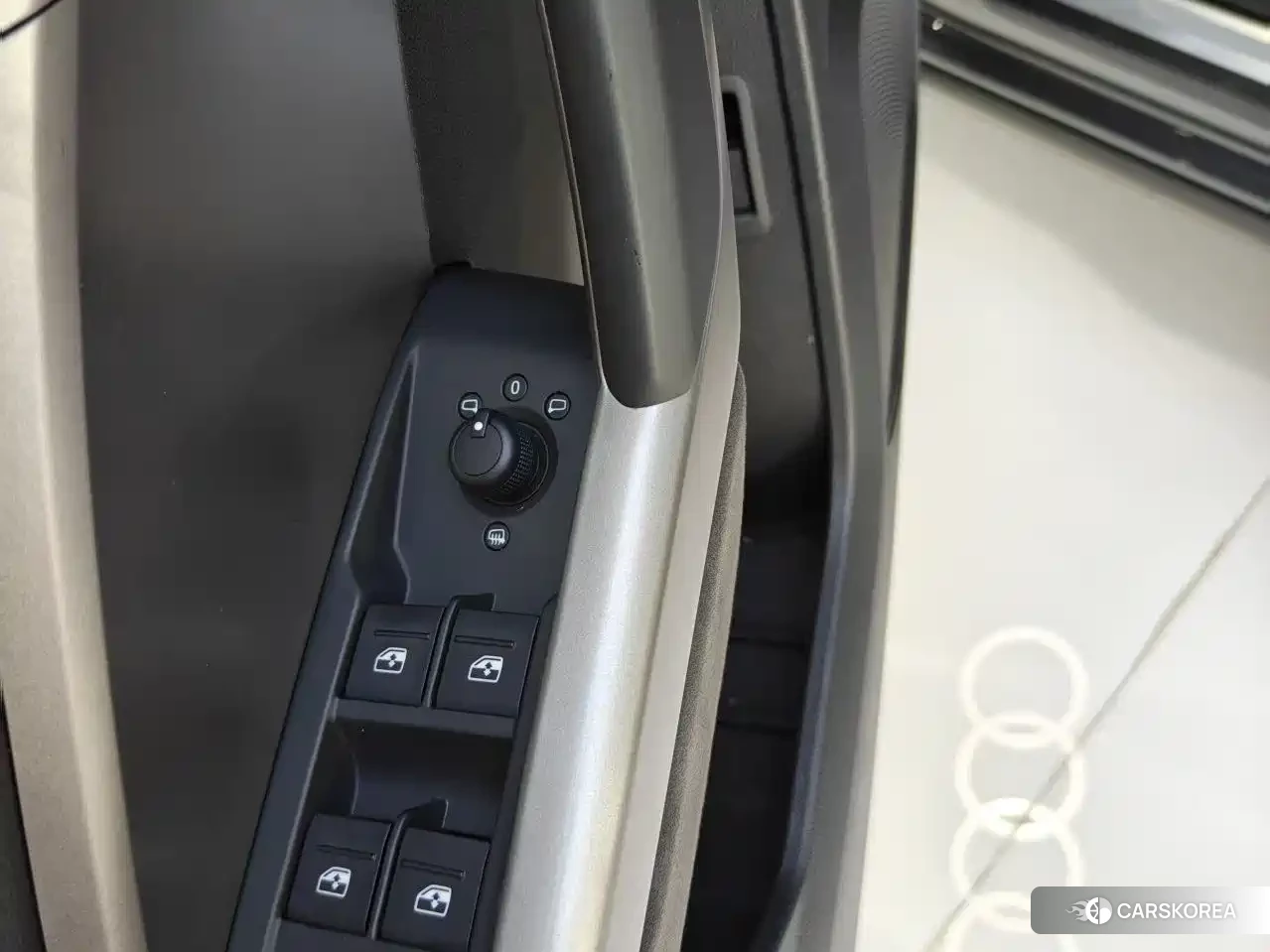 Audi Q3 id 4583924 из Китая 16