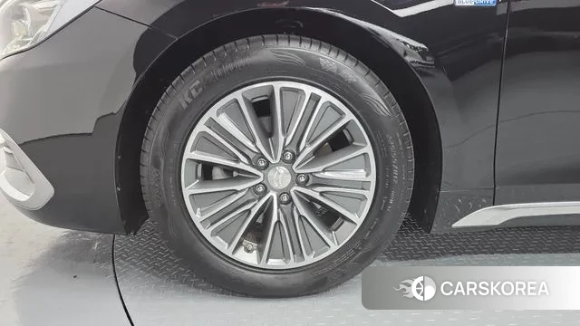 Hyundai Grandeur IG Hybrid id 3500111 из Кореи 15