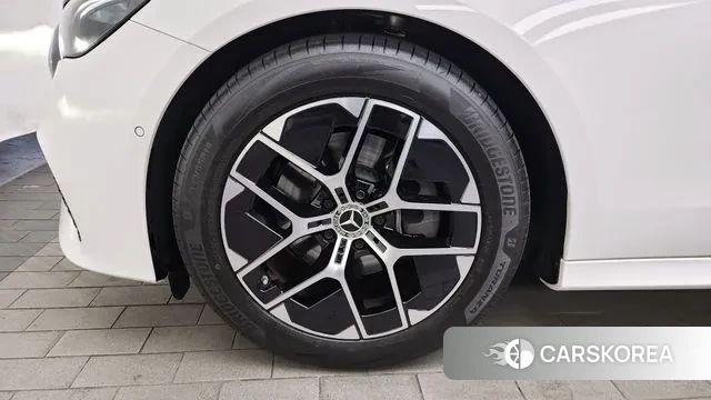 Mercedes-Benz E-Class W214 id 3720742 из Кореи 15