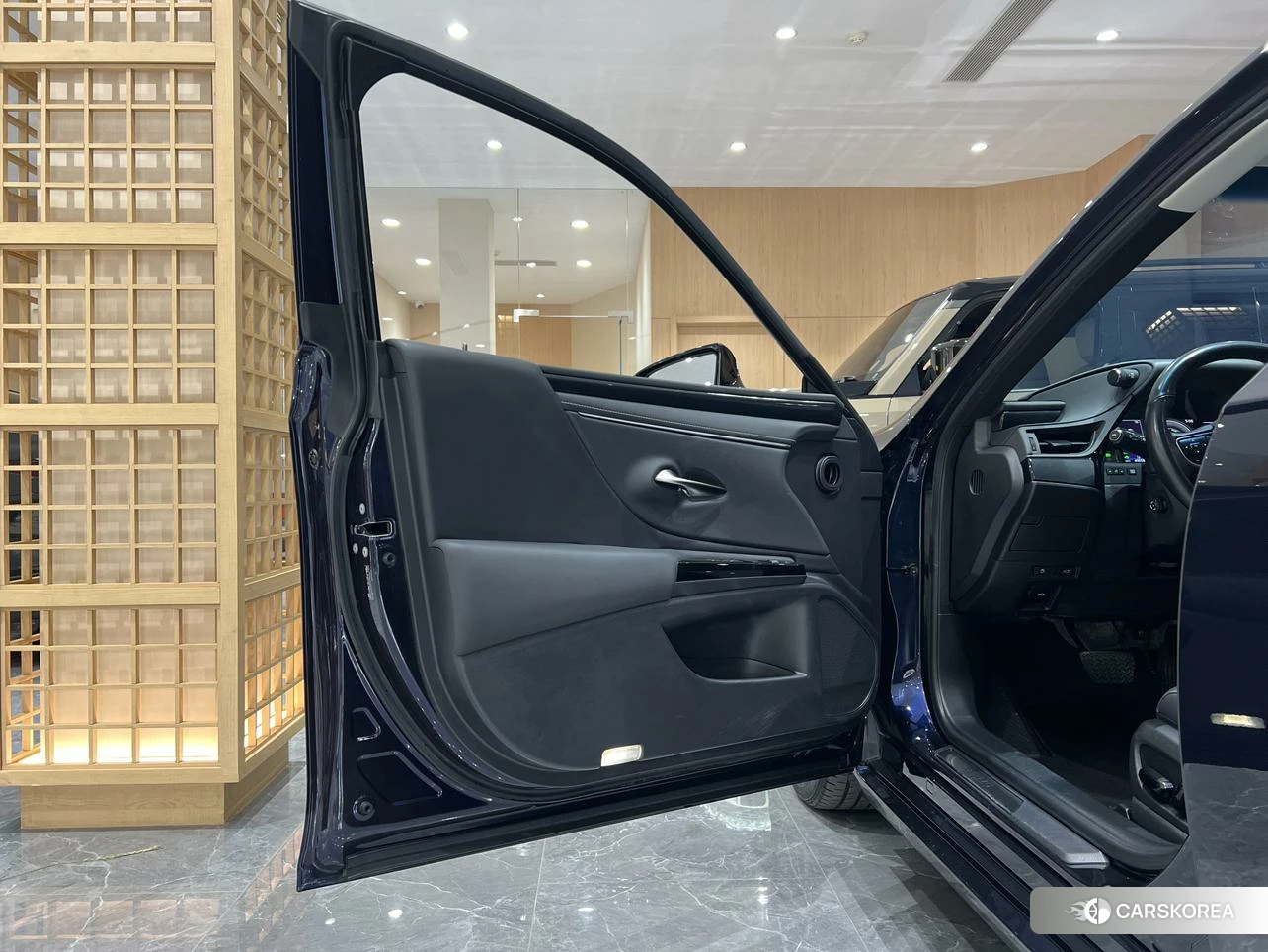Lexus ES id 4440459 из Китая 12
