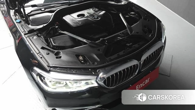 BMW 5 Series (G30) id 4310836 из Кореи 30
