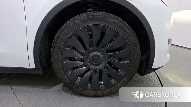 Tesla Model Y id 3462306 из Кореи 15