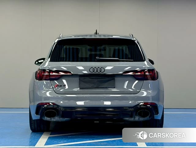 Audi RS 4 id 4278880 из Китая 14