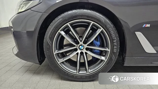 BMW 5 Series (G30) id 3463511 из Кореи 15