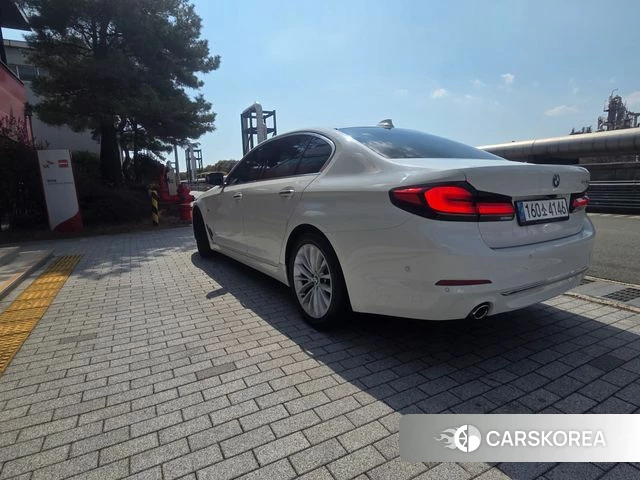 BMW 5 Series (G30) id 3955905 из Кореи 7