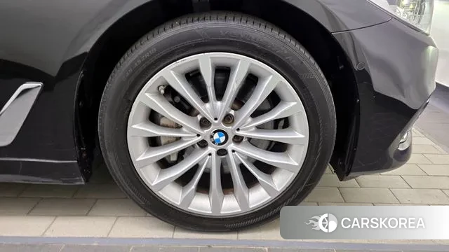 BMW 5 Series (G30) id 3754540 из Кореи 15