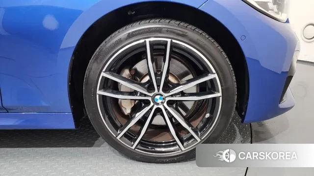 BMW 3 Series (G20) id 3681555 из Кореи 15