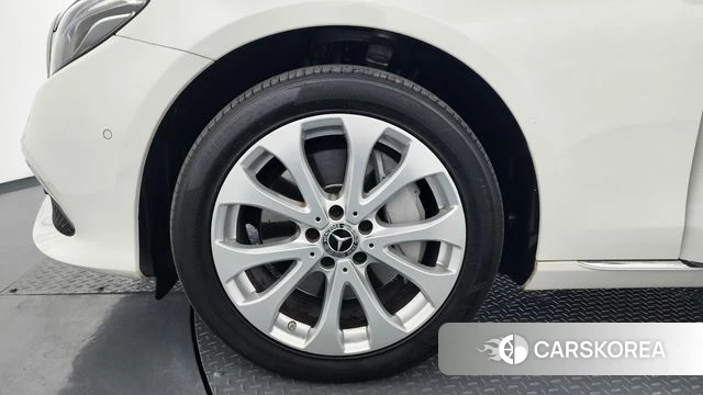 Mercedes-Benz E-Class W213 id 3905552 из Кореи 15