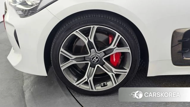 Kia Stinger id 4581579 из Кореи 15