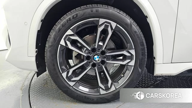 BMW X1 (U11) id 4516405 из Кореи 30