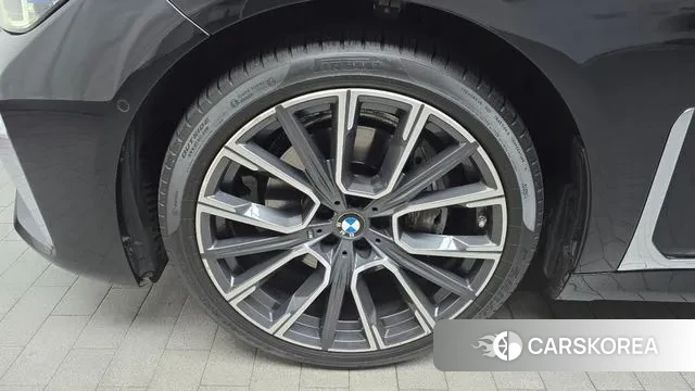 BMW 7 Series (G11) id 3252741 из Кореи 15