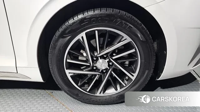 Hyundai The New Grandeur IG id 3111172 из Кореи 15