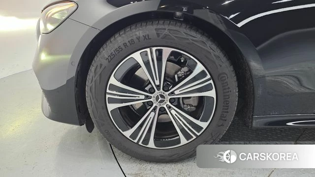 Mercedes-Benz E-Class W214 id 4612265 из Кореи 26