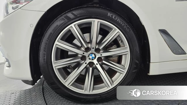 BMW 5 Series (G30) id 4496858 из Кореи 29