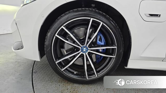 BMW 3 Series (G20) id 4292588 из Кореи 25