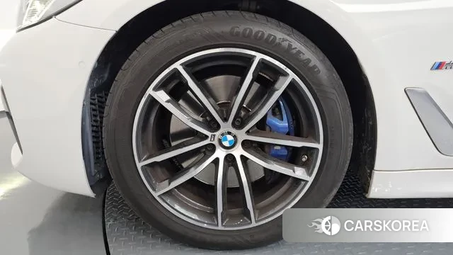 BMW 5 Series (G30) id 3360427 из Кореи 15