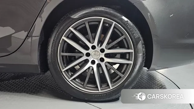 Maserati Ghibli id 3412963 из Кореи 15