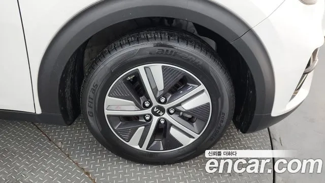 Kia The New Niro id 2955718 из Кореи 15