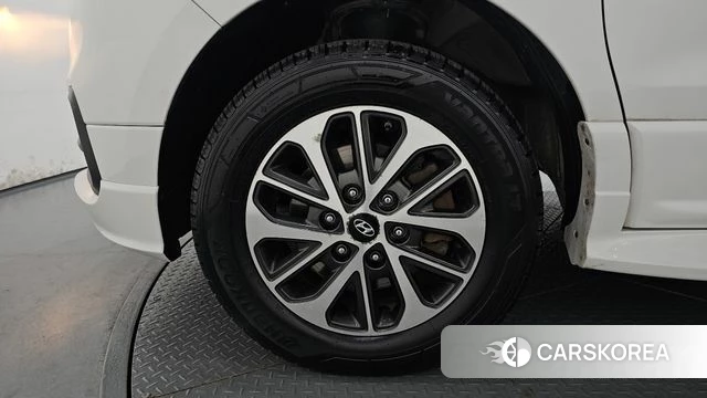 Hyundai The New Grand Starex id 4490588 из Кореи 15