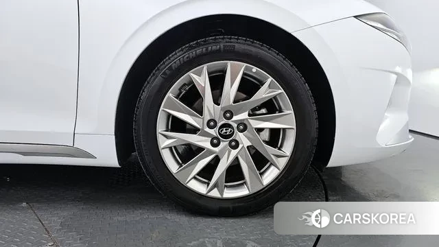 Hyundai The New Grandeur IG Hybrid id 3002923 из Кореи 15