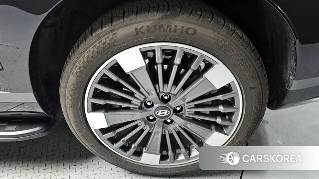 Hyundai Santa Fe (MX5) id 3757856 из Кореи 15